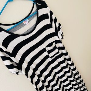 LuLaRoe Women’s Size M Black & White Stripe Carly Dress NWOT